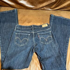 Levi’s 518 super low bootcut women’s jeans size 25x32